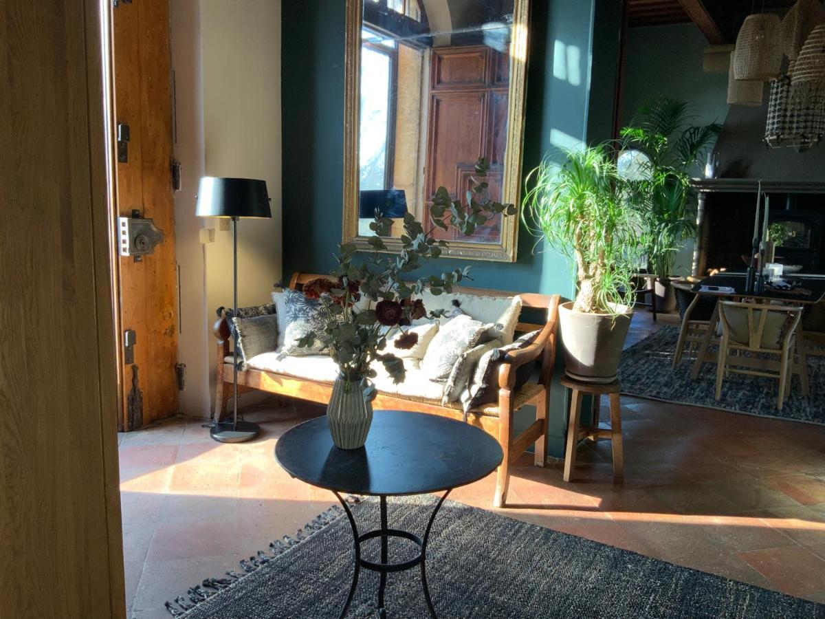 La Bastide Des Grands Chenes Bed & Breakfast Lambesc Exterior photo
