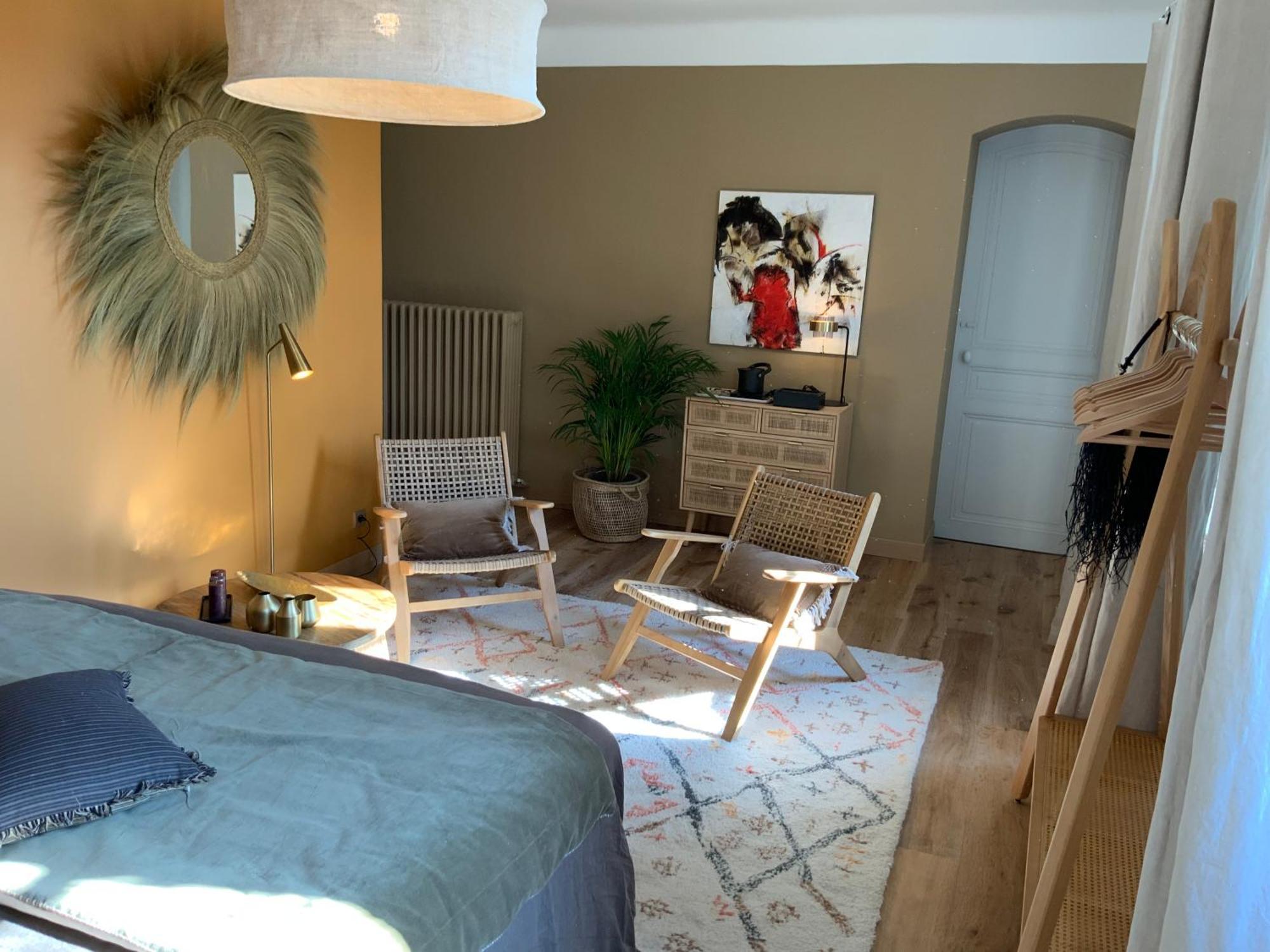 La Bastide Des Grands Chenes Bed & Breakfast Lambesc Room photo